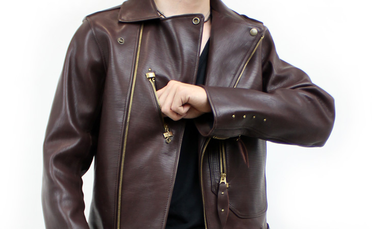 vW_uC_[XinvjLeather Togs^Cv