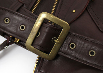 vW_uC_[XinvjLeather Togs^Cv