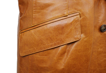 ホースレザー２Bジャケット（馬革/日本製） ポケットはフラップ付き。
