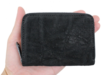 象革ラウンドファスナーミニ財布(象革/日本製）手のひらに収まるほどのコンパクトな財布です。
