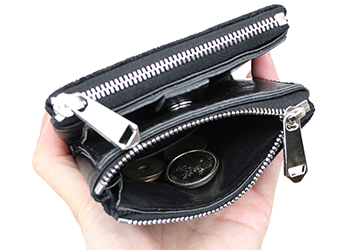 象革ダブルファスナー二つ折り財布(象革/日本製）ファスナー収納が２ヶ所付いています。