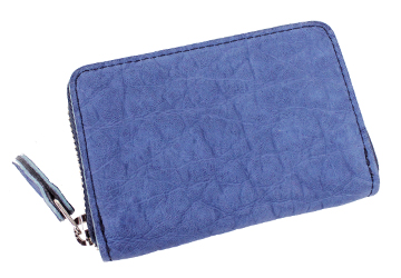 エレファント藍染ラウンドファスナーミニ財布（象革/日本製）本藍染めで仕上げられた象革を使用しています。素材のエレファント(象革)は厚く丈夫で特有の大きなヒダ、シワがあり、細かい粒状に隆起した銀面はエレファントのみが持つ特徴です。