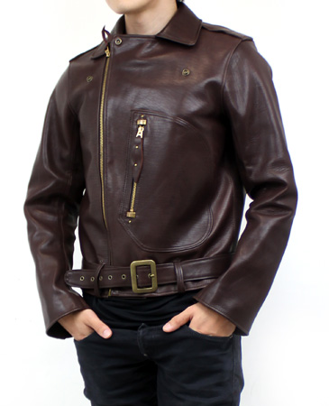 vW_uC_[XinvjLeatherTogs^Cv